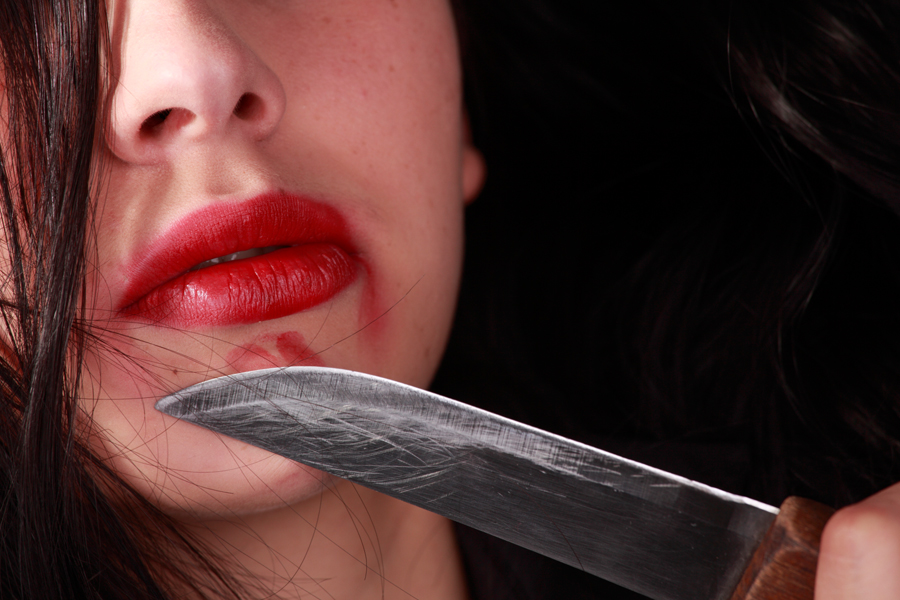 В Астраханской области женщина прикончила своего брата, потому что надоел