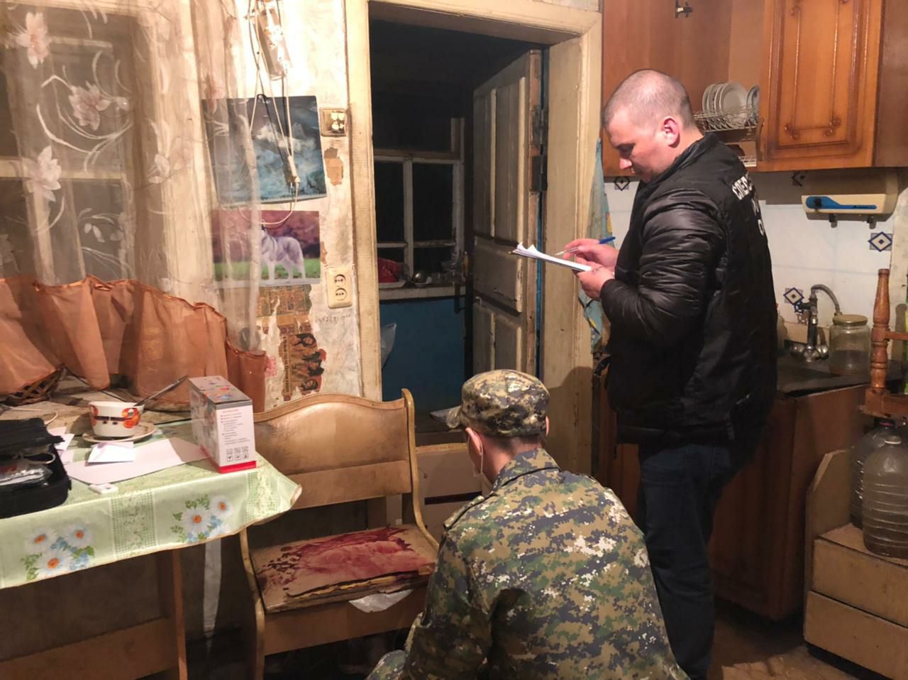 Астраханка на глазах у дочери расправилась с мужем, который ее избивал