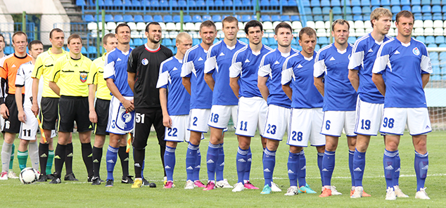«Факел» полетел в Астрахань на самолете, главный тренер поехал на автобусе