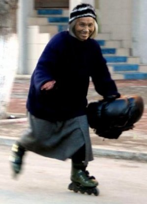 Астраханская городская набережная – теперь без роликов и велосипедов?