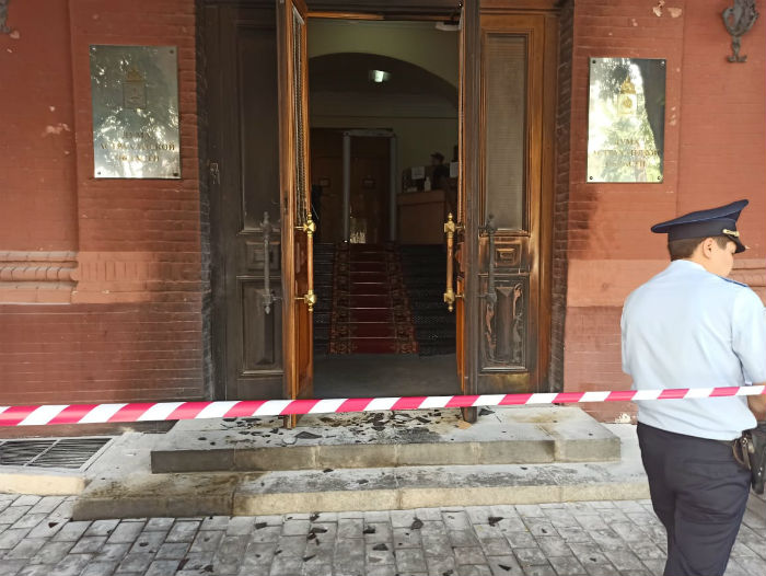 Астраханец, пытавшийся поджечь здание Думы, состоит на учете в психоневрологическом диспансере