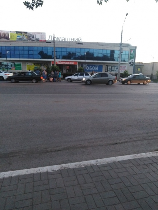 Водитель не заметил. В Астрахани сбили девочку