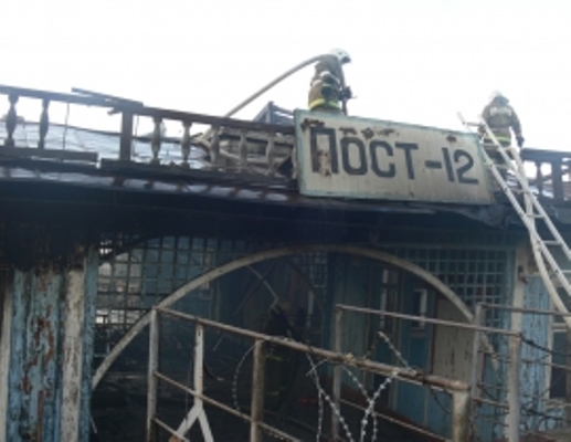 В Астрахани сгорели два дебаркадера