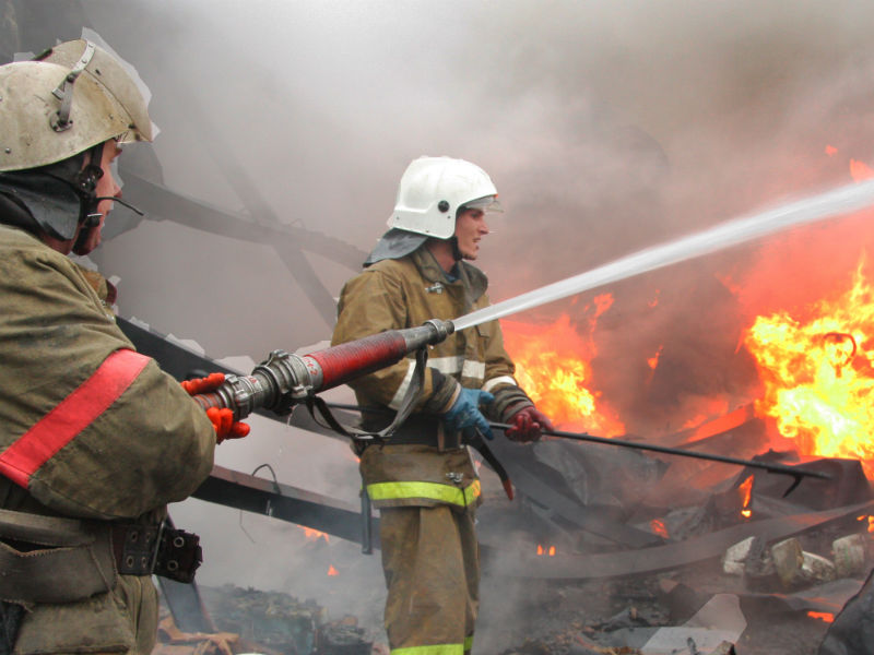 В Астрахани произошел пожар в медицинском центре