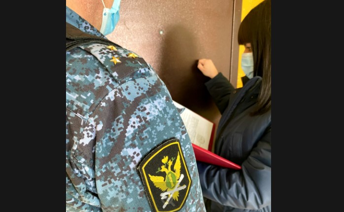 Астраханцев лишают имущества из-за долгов по ЖКХ