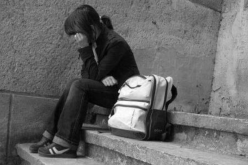 Пропавшая в Астрахани после школьной линейки девочка нашлась