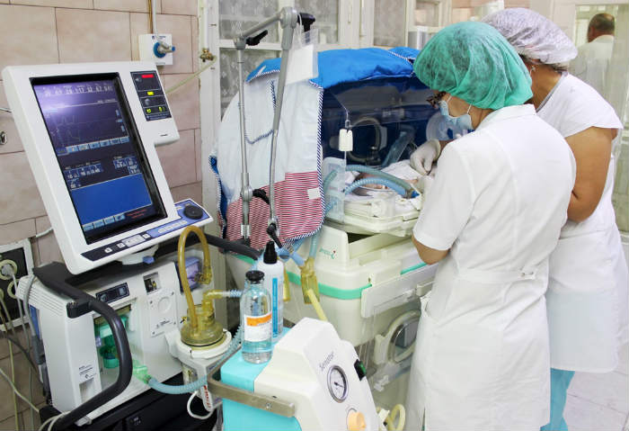 Астраханские больницы и поликлиники увязли в долгах, лечить больных не на что