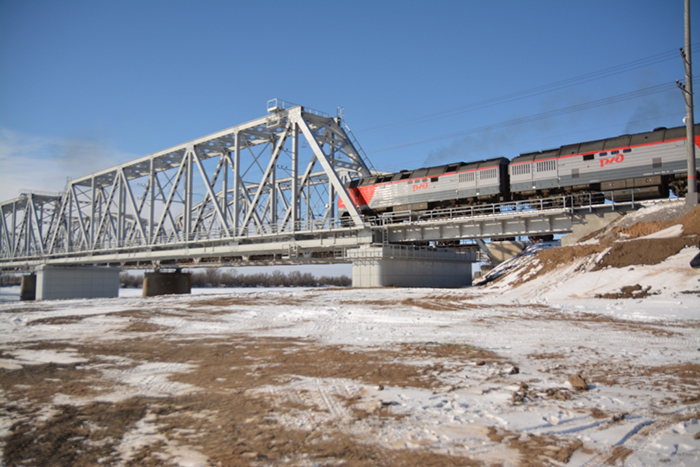 Открылось движение по новому мосту через Ахтубу в Астраханской области