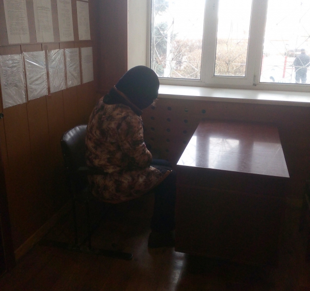 Полиция поймала пьяную астраханку без прав, обмывшую покупку авто