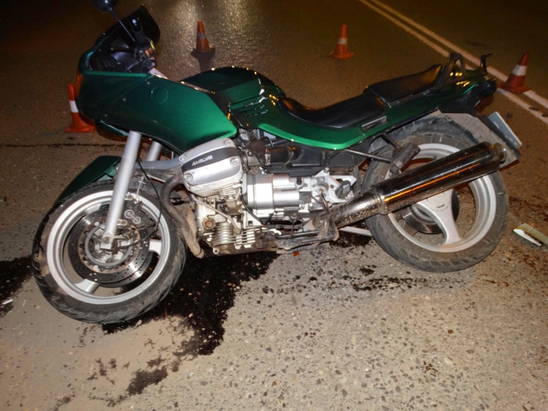 В Астрахани сильно пострадал мотоциклист