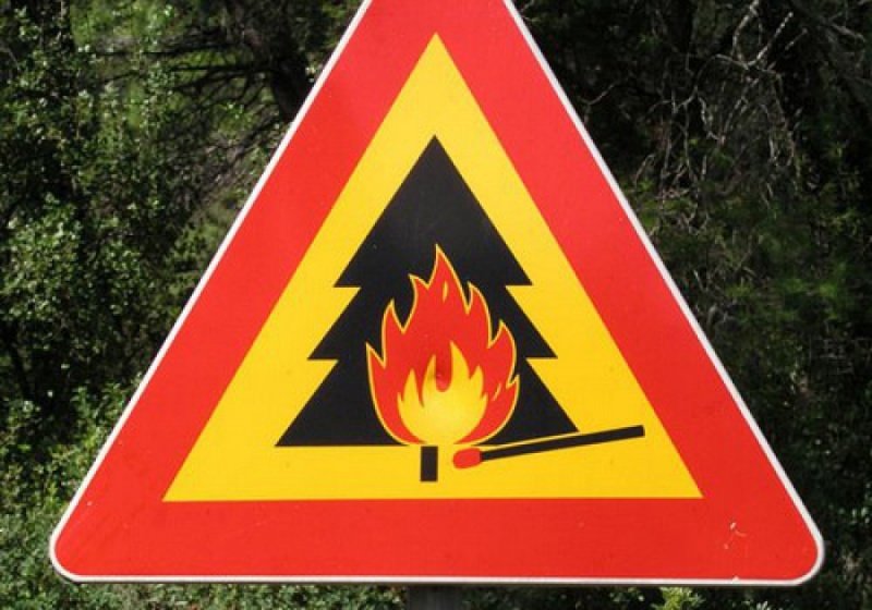 В Астраханской области до конца недели чрезвычайная пожароопасность