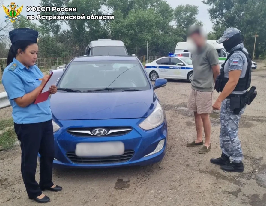 Четыре астраханца лишились своих автомобилей прямо на дороге 