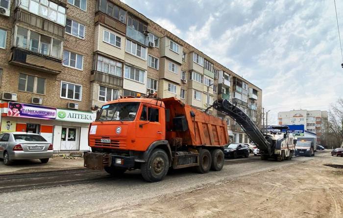 На правобережье Астрахани начался ремонт улицы Хибинская