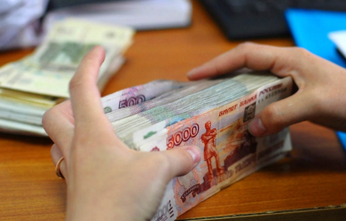 Директор астраханской школы попал в поле зрения следствия