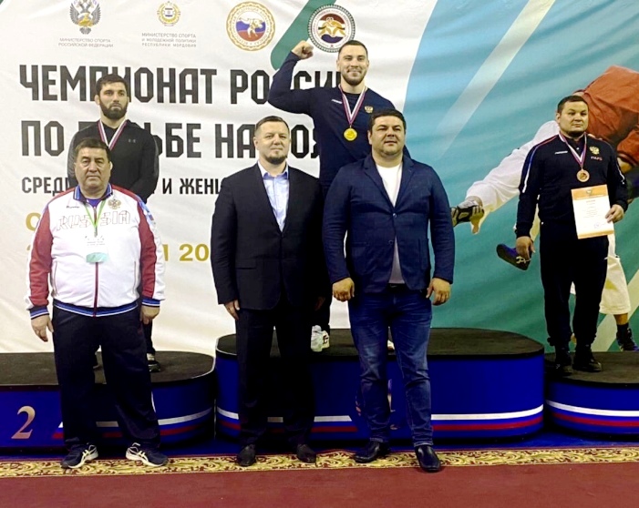 Астраханский борец взял серебро чемпионата России и вошел в состав национальной сборной
