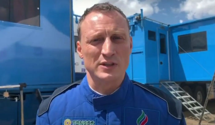 Актер Анатолий Белый обратился с просьбой к астраханским водителям