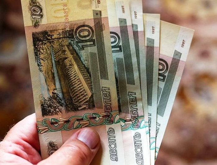 Десяти рублевые бумажные. Десятирублёвки возвращаются. 10 Рублевки бумажные. Появится в России новые банкноты 2023 год.