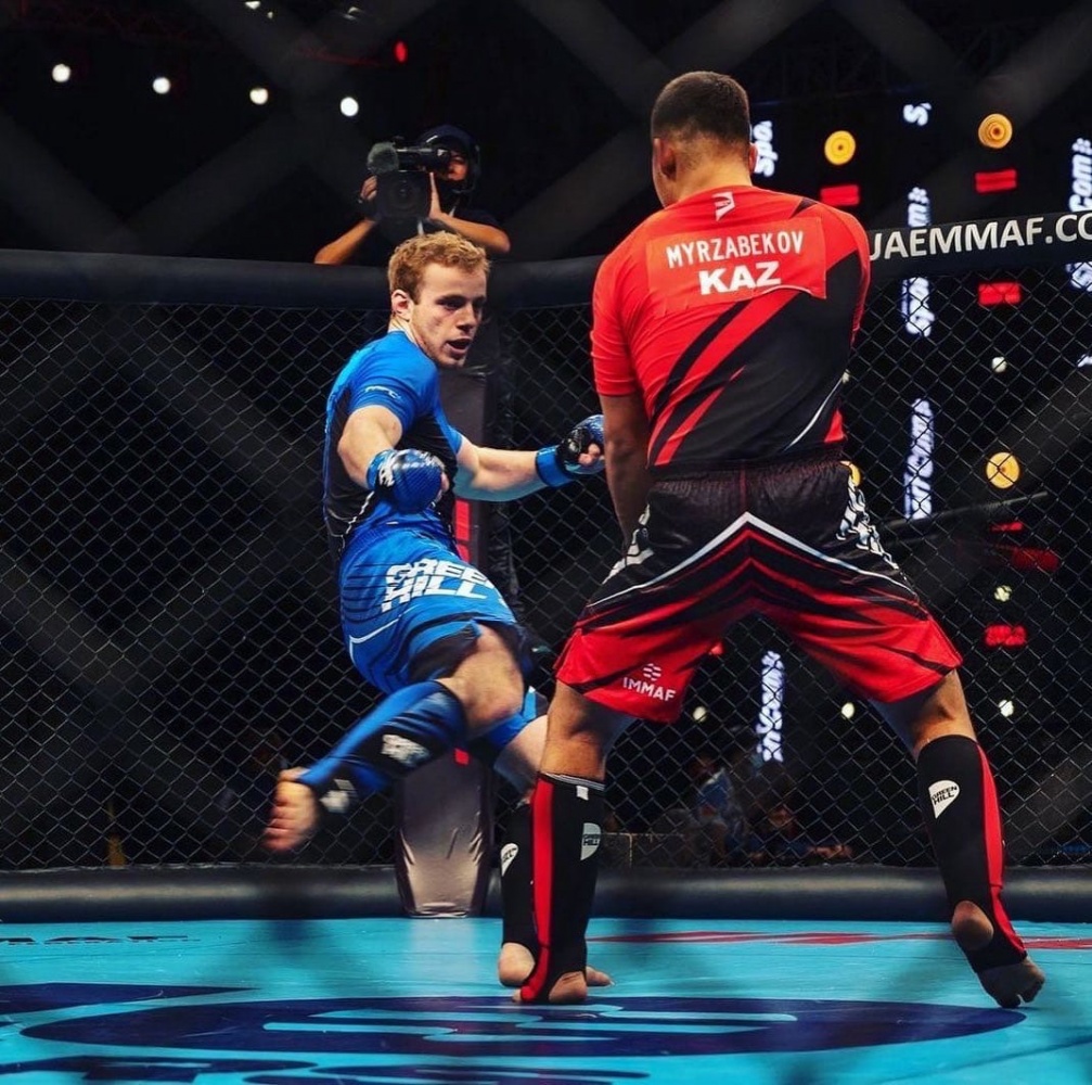 Борец из Астрахани завоевал бронзу чемпионата мира по смешанным боевым единоборствам