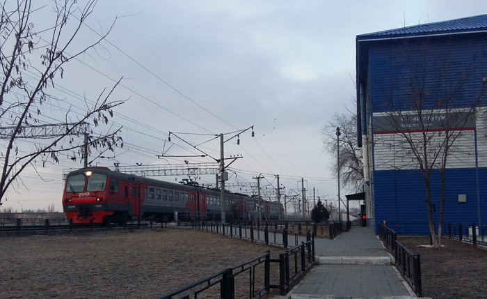 В Астрахани завершает сезон дачная электричка