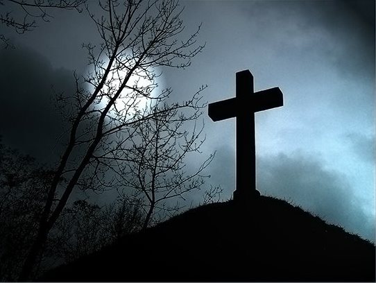 Астраханский вандал осквернил еще 18 могил