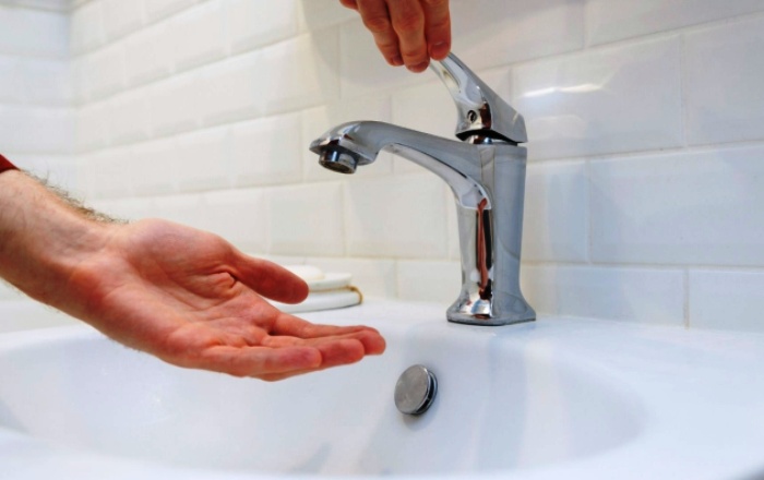 На севере Астраханской области - крупная ЖКХ-авария: Ахтубинск и 13 поселений остались без питьевой воды