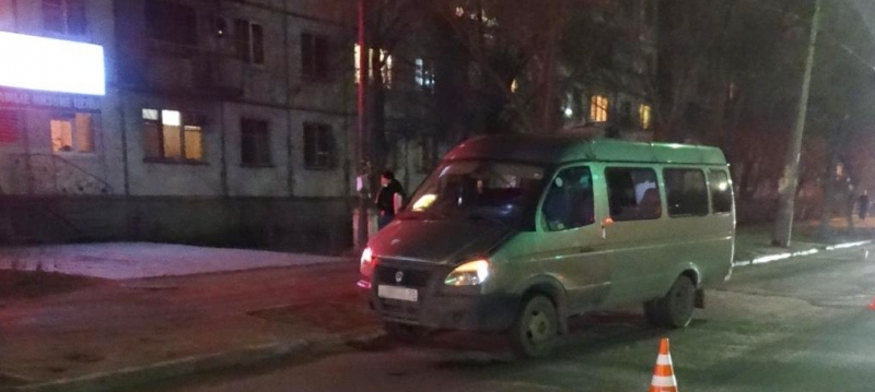 В Астрахани пенсионер, сбитый маршруткой, умер в больнице