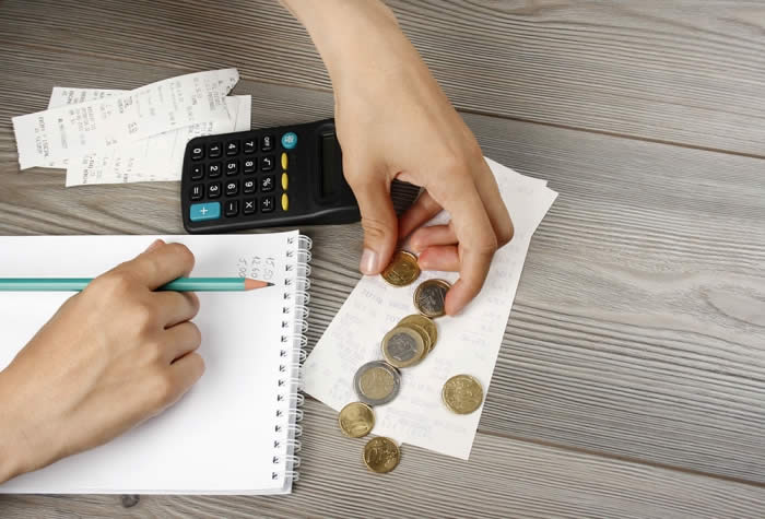 "Астрводоканал " полностью погасил долги по зарплате в 14 млн руб. 