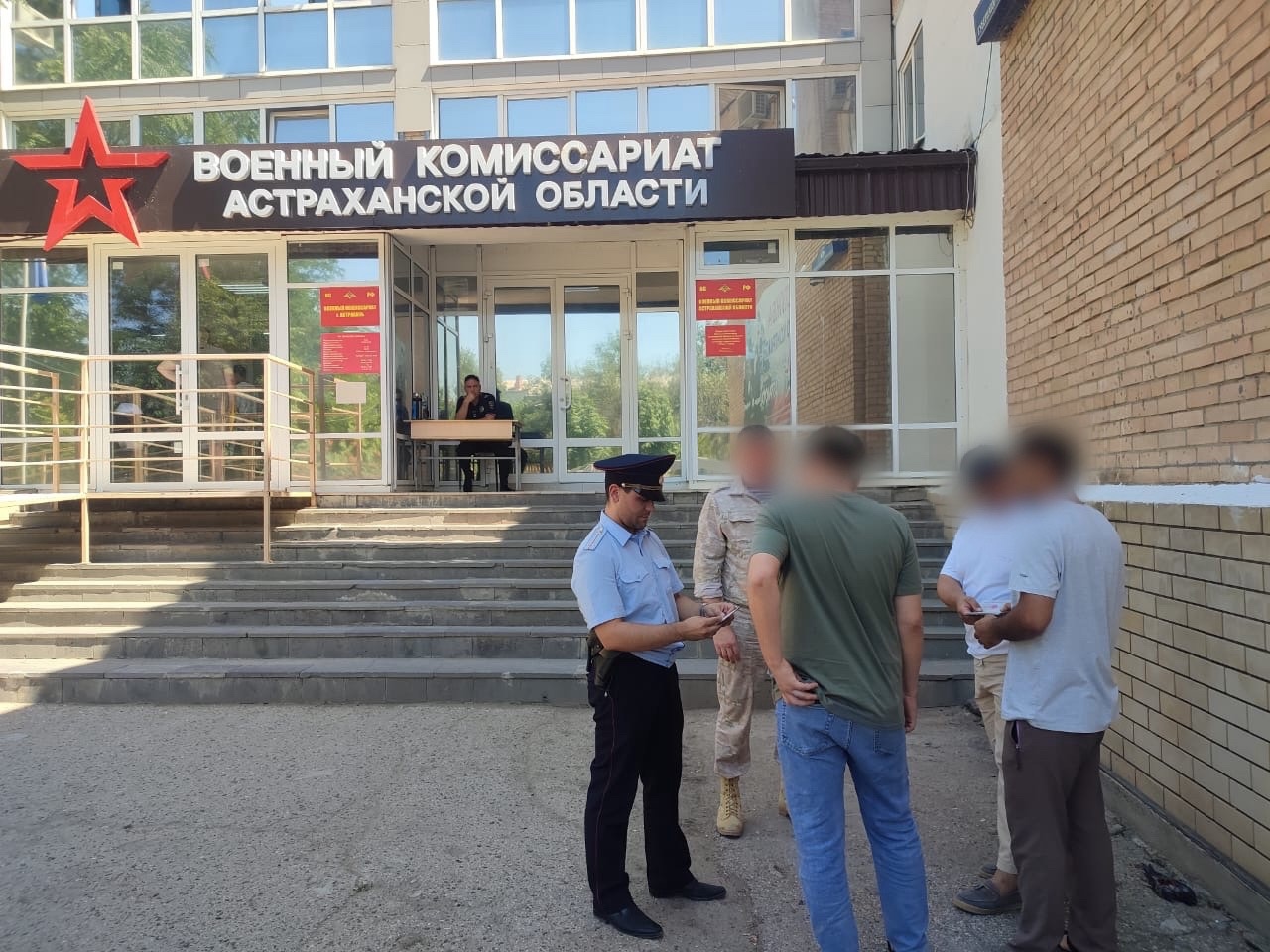 В астраханских кафе полиция искала иностранцев