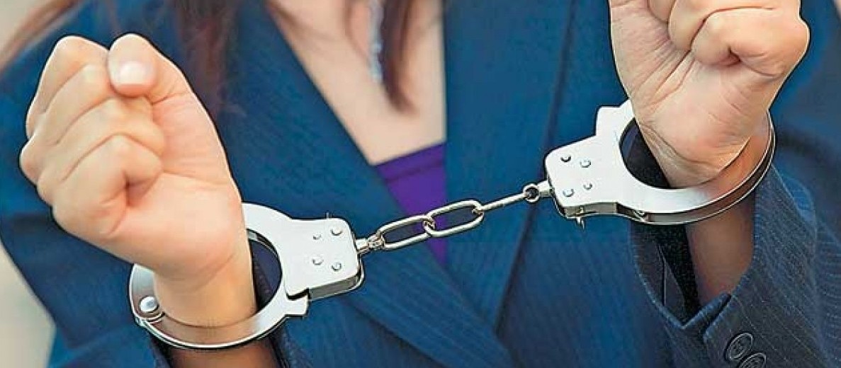 В Астрахани бухгалтер ТСЖ подворовывала за спиной у председателя