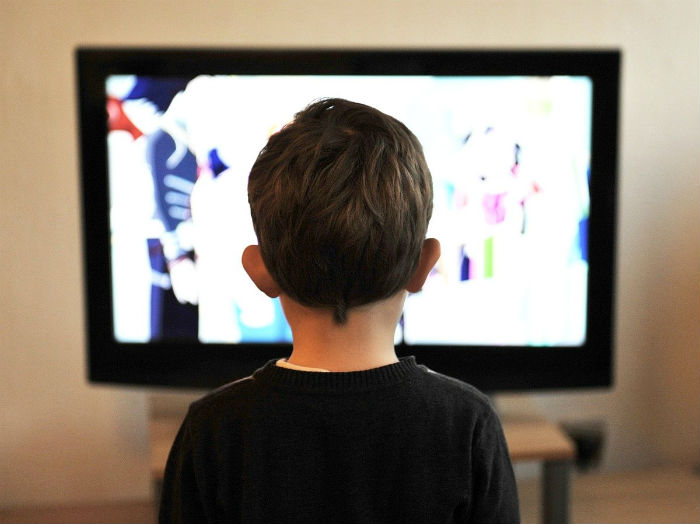 Астраханским школьникам покажут уроки по телевизору
