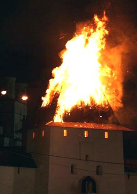 Пожар в Кремле (поджигатель остался неизвестен)