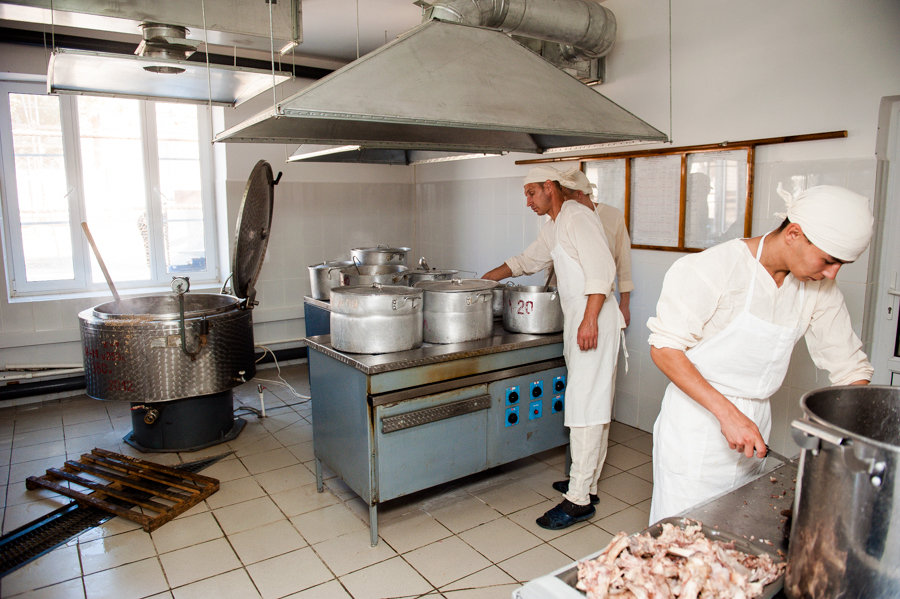 В Астрахани  в колонии №8 открыли суперсовременную столовую