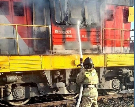 В Астрахани потушили пожар в кабине тепловоза