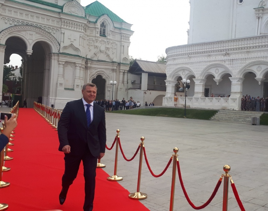 Власть должна и будет работать для людей! Игорь Бабушкин вступил в должность губернатора Астраханской области