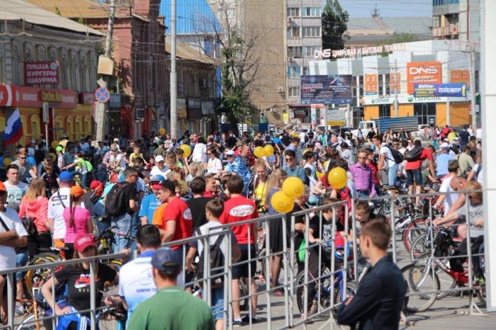 Астраханский велопарад собрал более 4000 участников