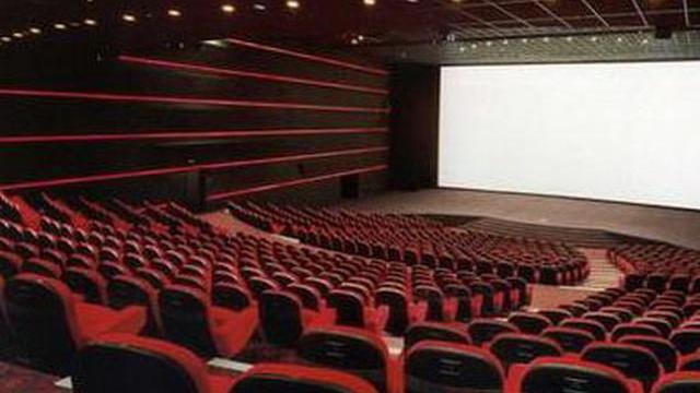 Госдума хочет ограничить показы иностранных фильмов в кинотеатрах