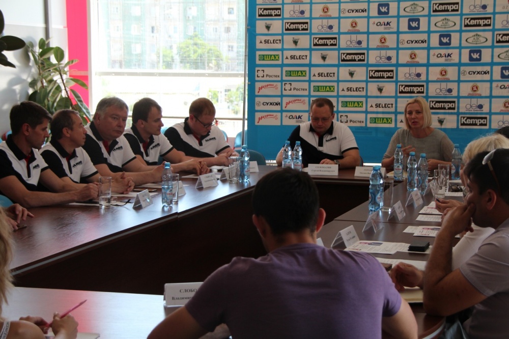 В Астрахань приехала делегация из ведущего спортивного объединения «Самбо-70»