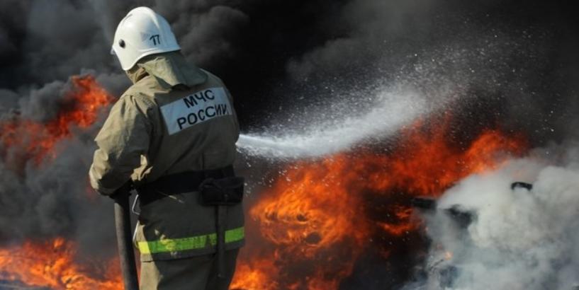 Сегодня в Астрахани сгорел дом. Погиб мужчина