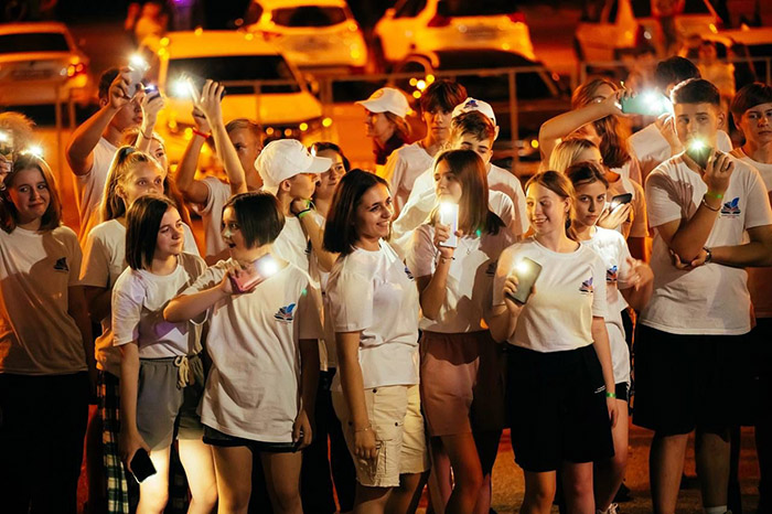 В Астраханском госуниверситете завершается профильная образовательная смена для детей из ЛНР 