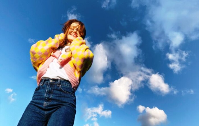 В пятницу астраханская погода почти полностью скопирует четверг – с умеренным теплом, ветром и облачностью