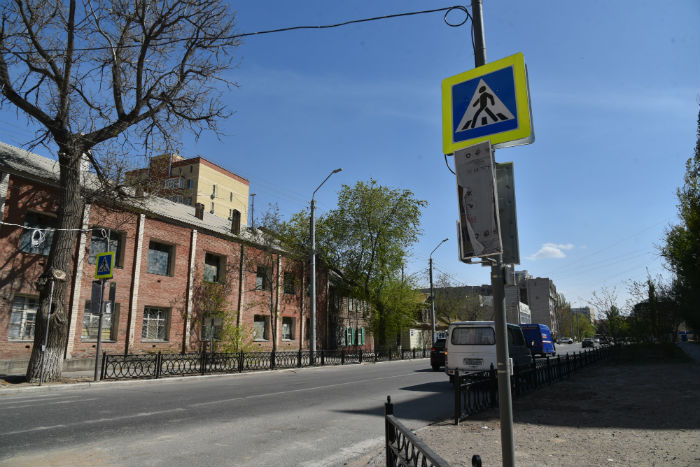 На одной из астраханских улиц появился крутой светофор