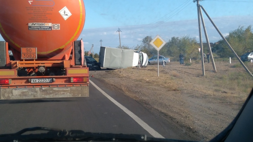 В Астраханской области "ГАЗель" проиграла в схватке с малолитражкой