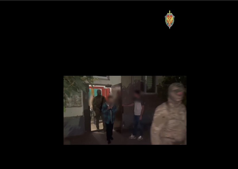 Астраханца приговорили к колонии за призывы к ударам по России и оправдание терроризма