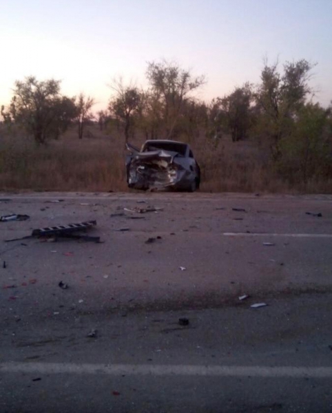 В тройном ДТП в Астраханской области пострадали три человека