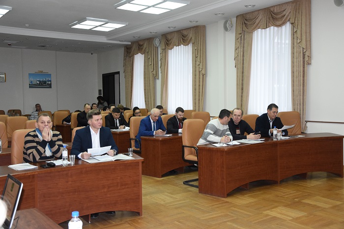 Городские депутаты отчитаются перед избирателями