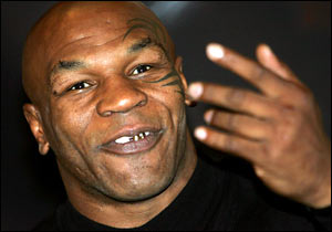 Гостья откусила хозяину ухо в пылу драки