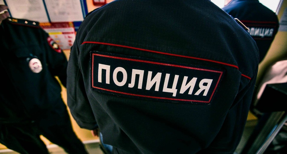 В Астраханской области грузовик насмерть задавил неприметного мужчину, водителя ищут