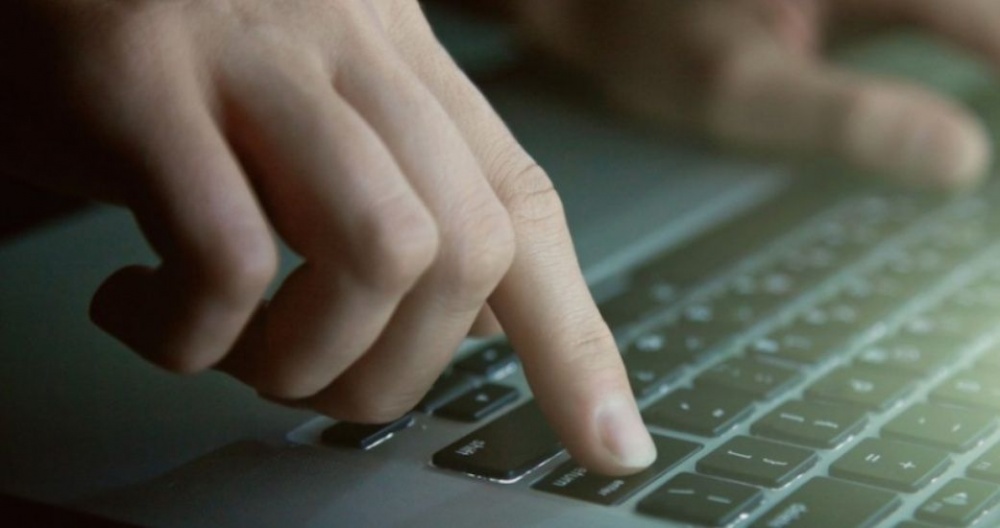 Житель Астраханской области развел клиентов в интернете на 115 тысяч