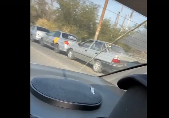 В Астрахани на мосту сложился паровозик из четырех подбитых машин