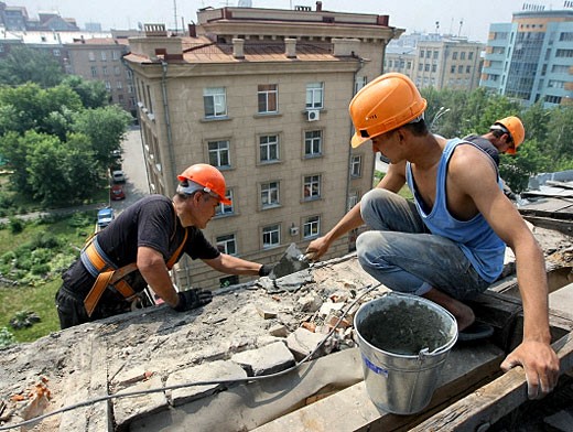 В Астрахани разберутся с общежитиями: два отремонтируют, два – снесут
